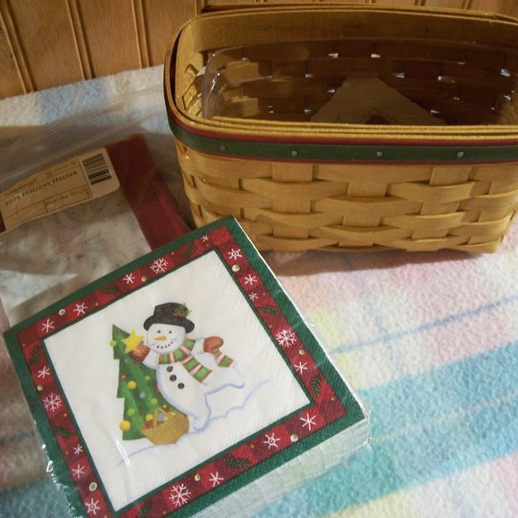 2004 Longaberger Holiday Helper basket set - Picture 2 of 3